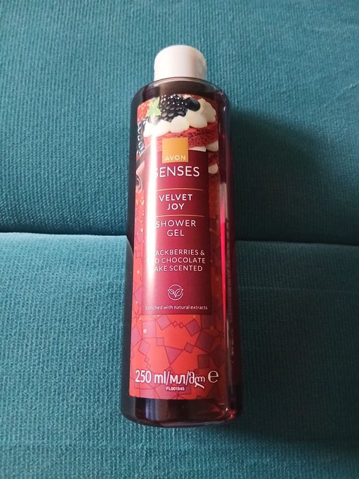 Avon Senses Velvet Joy żel pod prysznic 250 ml