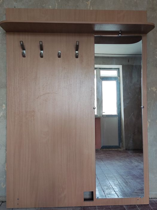 Продам прихожу б/у у хорошому стані