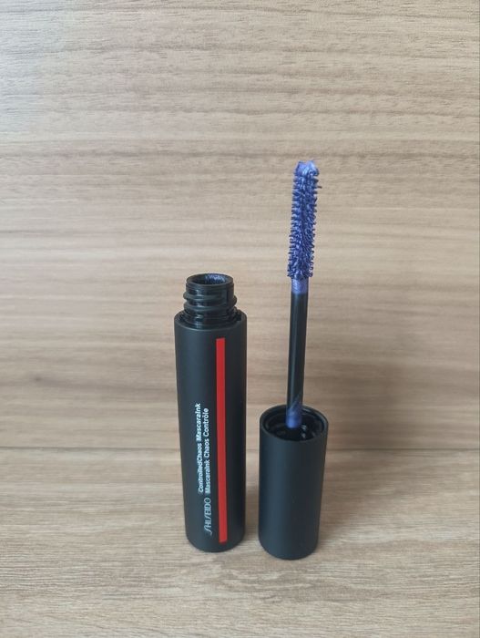 Shiseido ControlledChaos MascaraInk туш для об'єму вій фіолетова 03 violet vibe 11.5 мл
туш для об'єму вій фіолетова 03 violet vibe 11.5 мл