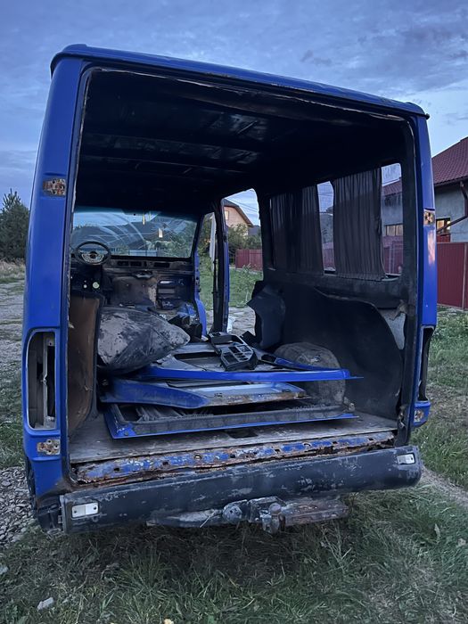ЦІНА ДО КІНЦЯ ТИЖНЯ!Продам кузиво mercedes sprinter 312