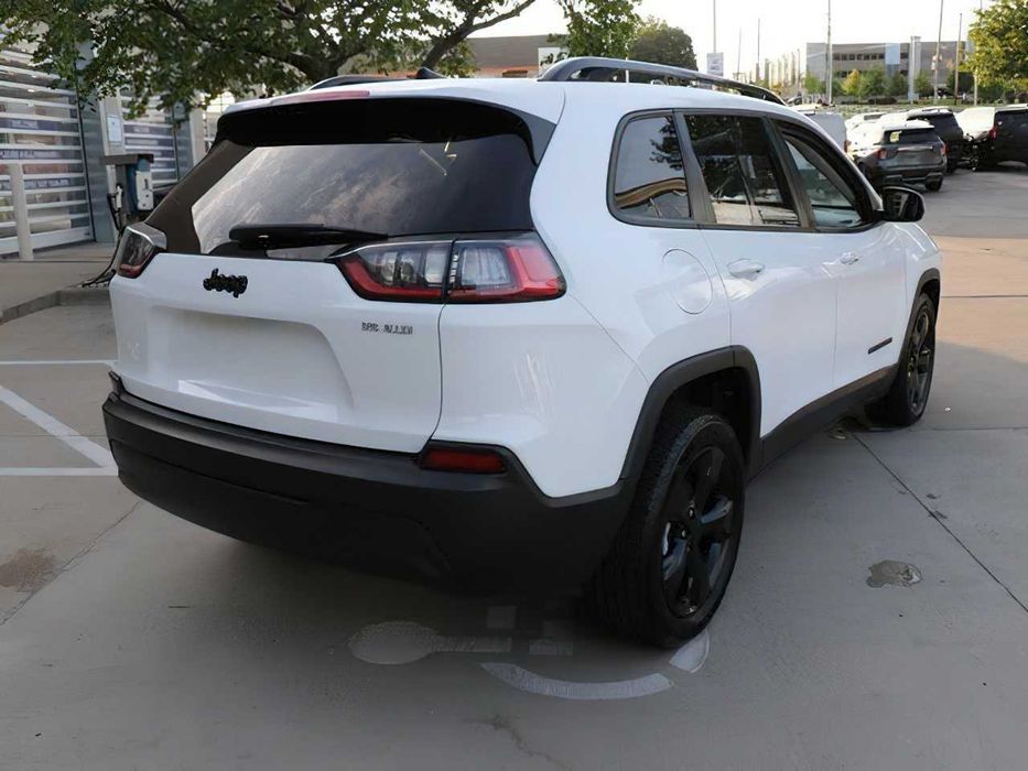 Jeep Cherokee      2022