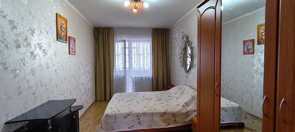 Продаж квартири з автономним опаленням в 12 мкрн