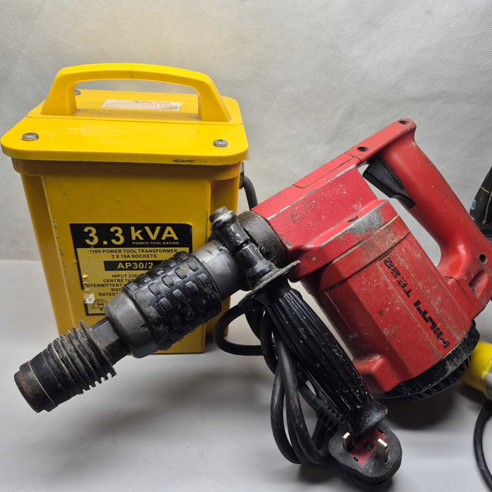 Transformator 230V na 110V 3.3 kVA + młot udarowy Hilti TE-22; Igielna
