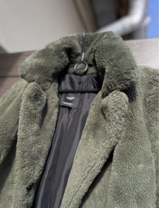 Шуба з штучного хутра mango