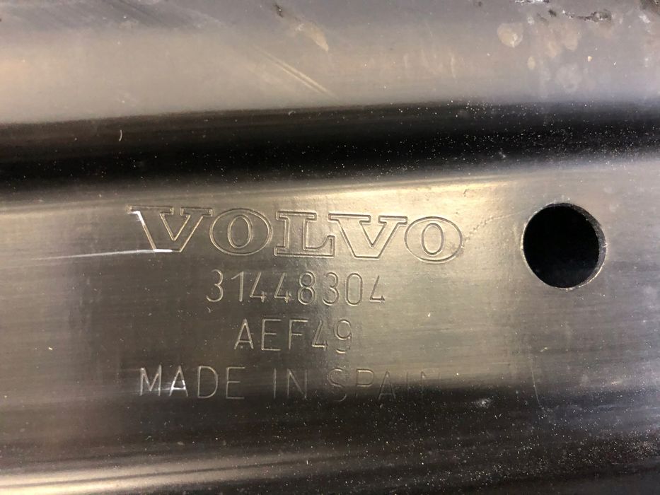 volvo xc60 ii 2018- belka zderzaka tył nowa org