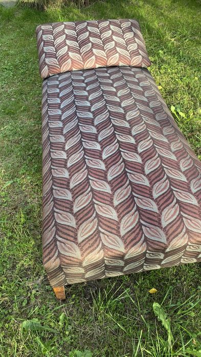 Leżanka przedwojenna antyk stan dobry, lata 20-te