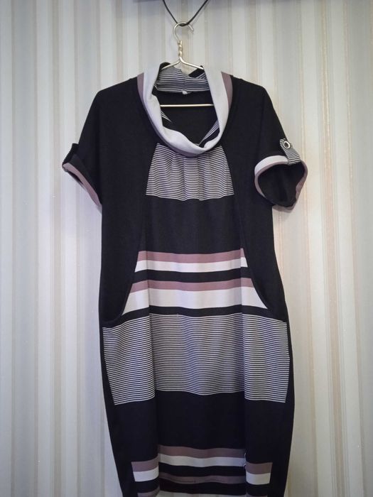 Симпатична сукня  на розмір 52-54 пог 56