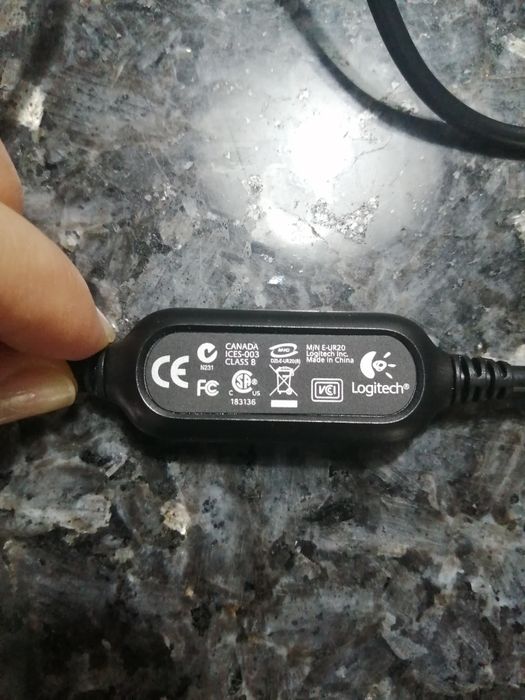 Microfones Kanomi Logitech