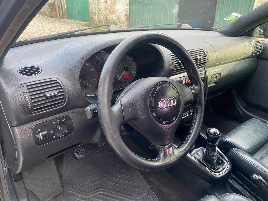 Audi S3  1.8 T Quattro