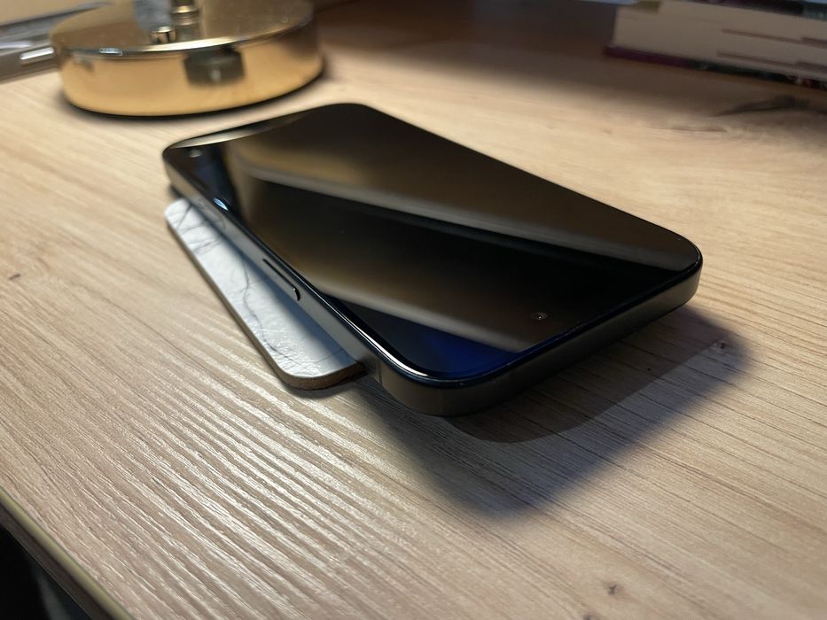 Iphone 16 Czarny 128gb + Sluchawki gratis Mondo by Defunc