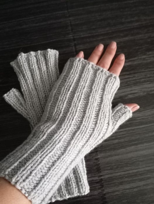 Мітенки жіночі..