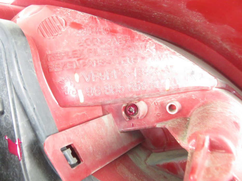 Lampa Prawa Tylna Peugeot 207 Lift Vp9pfx13404a