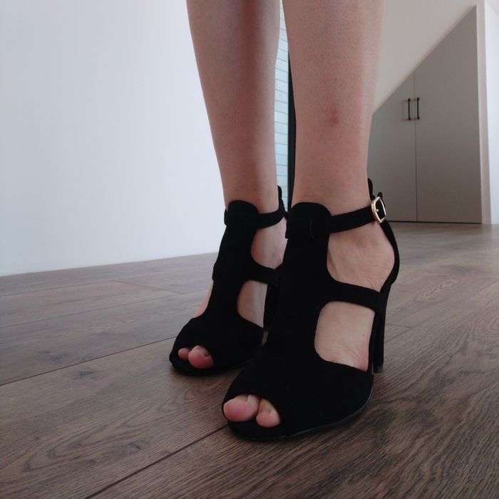 Босоніжки замшеві