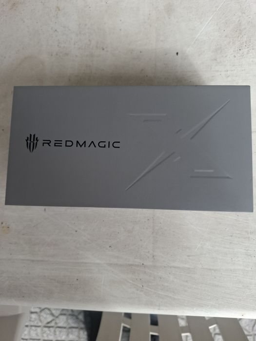 telemovel gaming redmagic 10 pro 12GB/256GB - snapdragon 8 elite