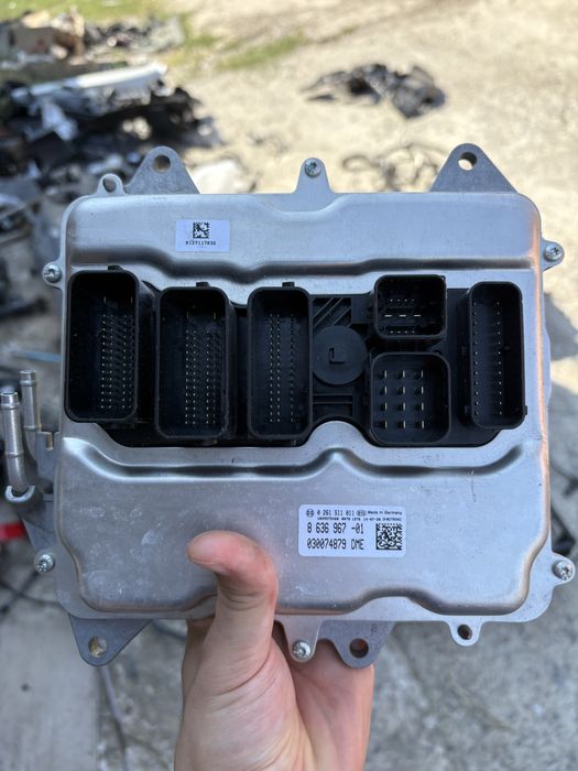 Блок керування двигуна BMW F15 F10 ECU