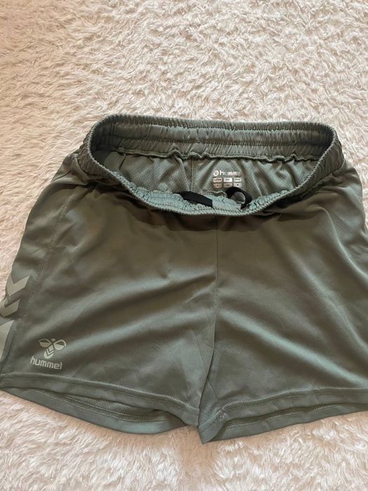 Спортивні шорти hummel