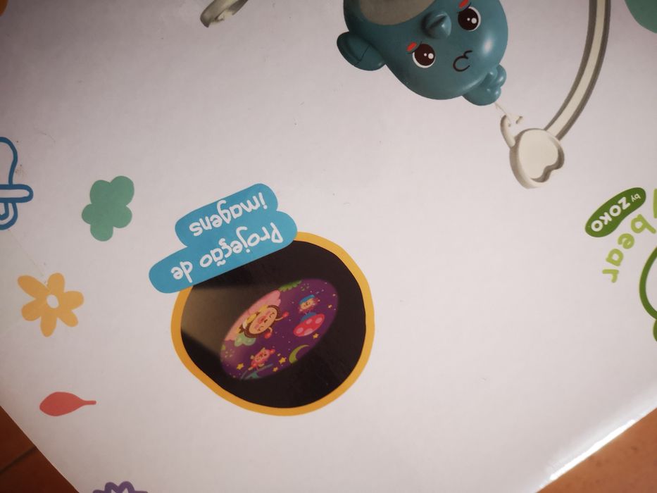 Zoko Happy Bear - Mobile com Projeção de Imagem