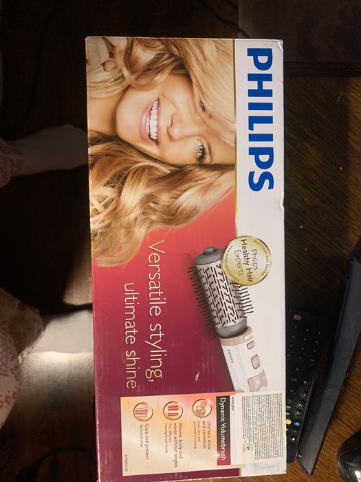 Фен-щетка PHILIPS  HP8664/00 Dynamic Volumebrush