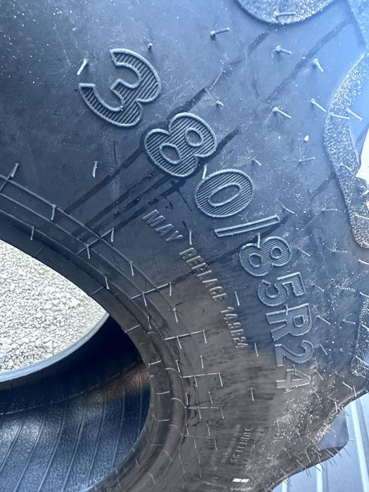 Opona 340/85R24 (13.6R24) GALAXY Earth Pro 853 125D - Radialna