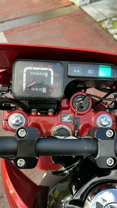 Honda XR 125L com extras