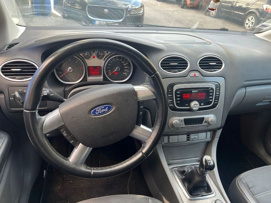 Ford Focus SW 1.6 TDCI 2008 - 2012 (Para Peças)