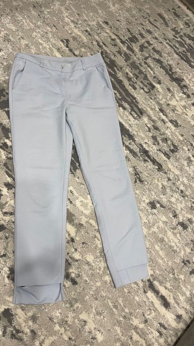 Блакитні штани жіночі