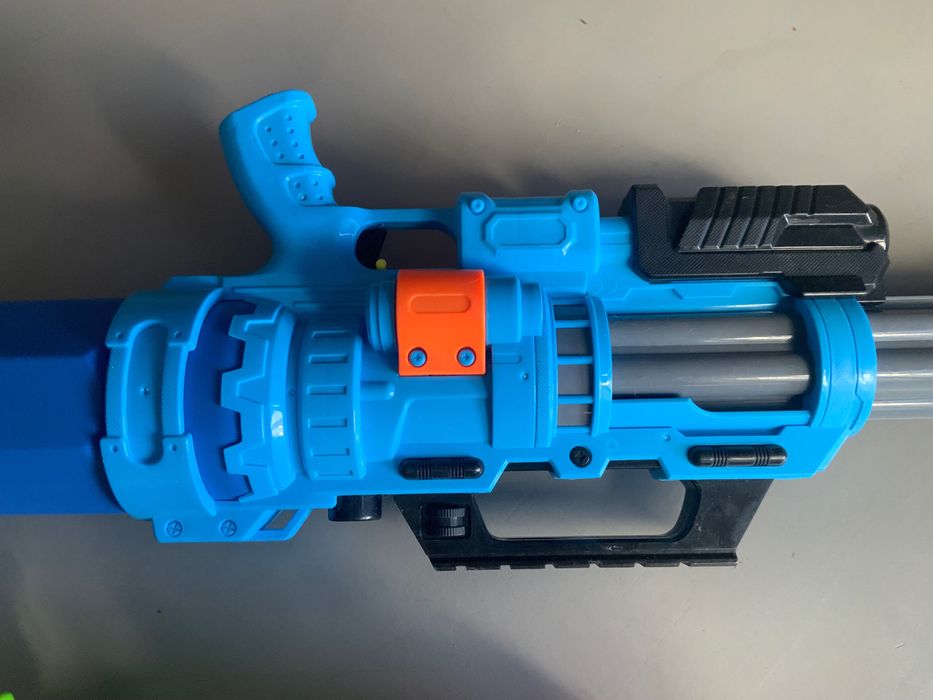 2x pistolas de água