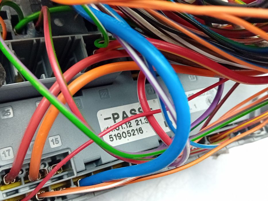 Caixa fusíveis / SAM / BSI FIAT 500 (312_)