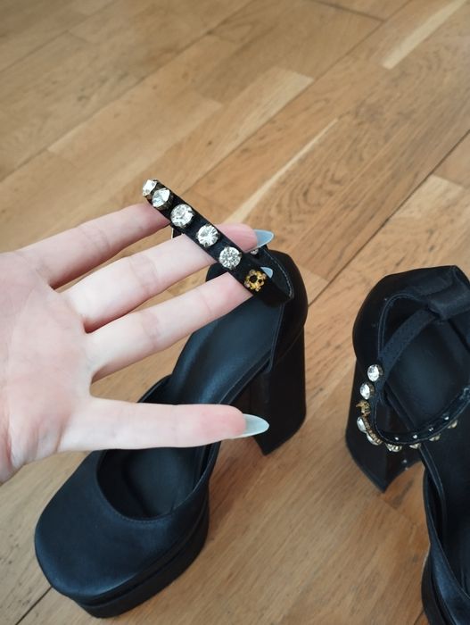 Saltos altos pumps 38-39