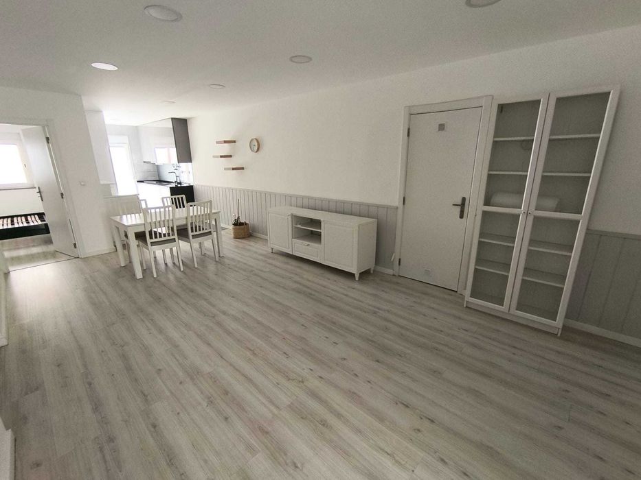 Arrenda-se apartamento T2 no centro histórico em setúbal