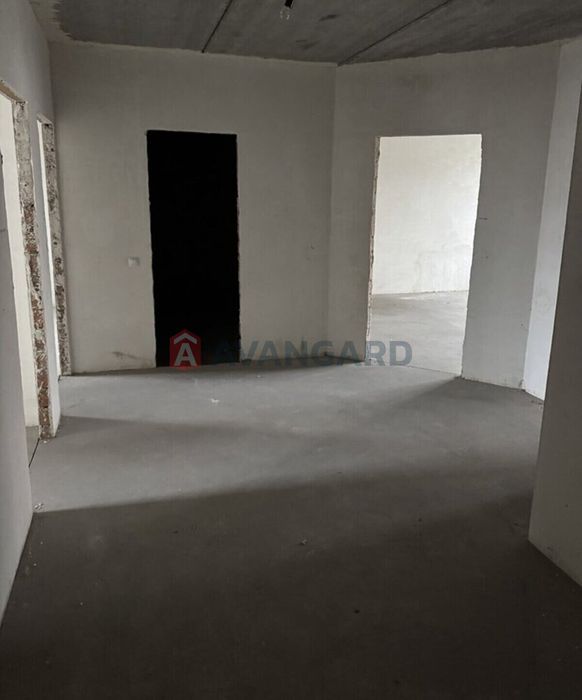 3-кімнатна 103,3 м² на Зарічанській — після забудовника.