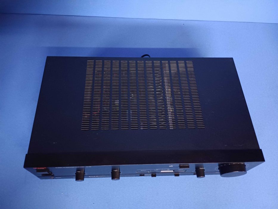 amplificador LUXMAN LV-121