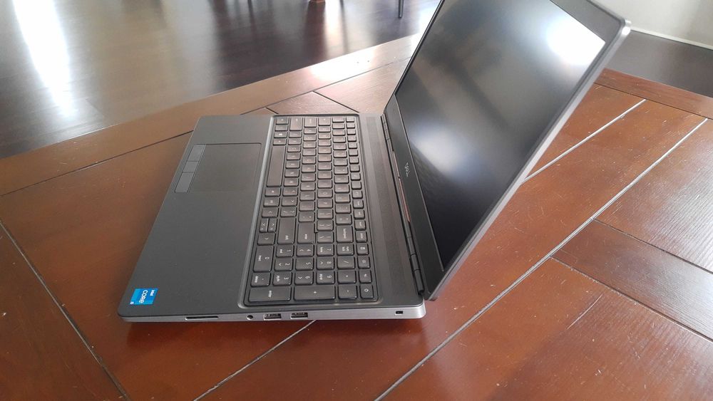 Laptop Dell Precision 7560 Intel i5-11500H 32GB RTX A3000 6GB Win 11