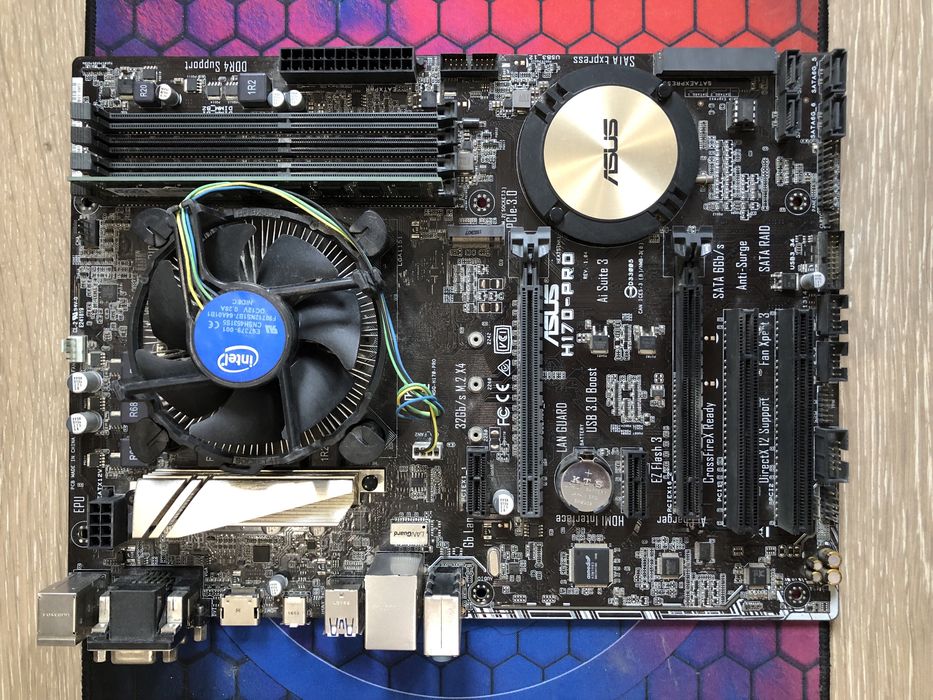 Материнская плата Asus