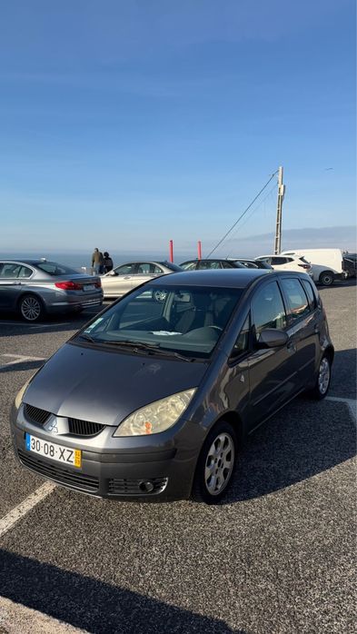 Carro Mitsubishi Colt 2004