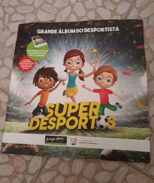 Caderneta super desportos vazia