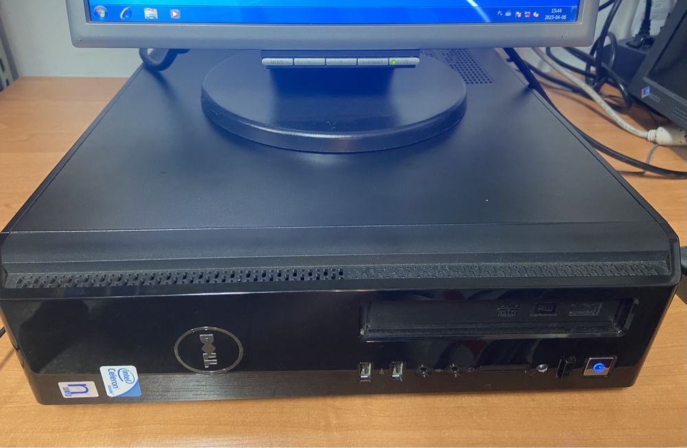 Komputer DELL VOSTRO 230