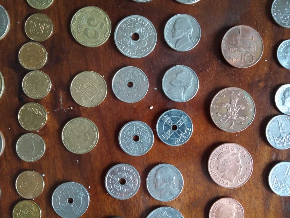 Monety różnorodne.