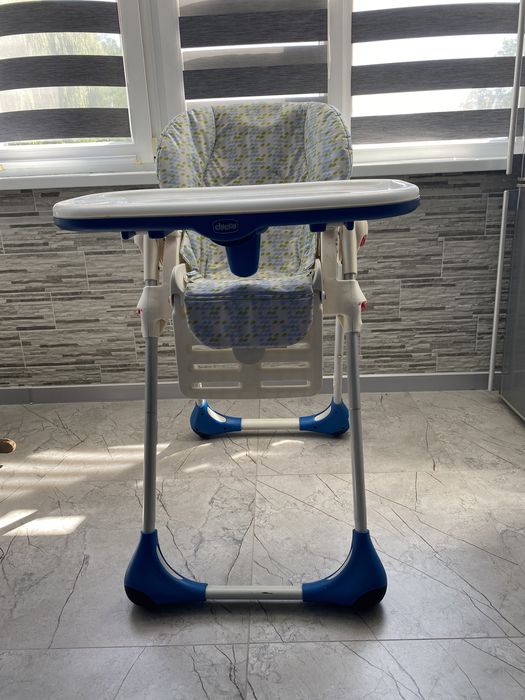 Годувальний столик, стіл для годування