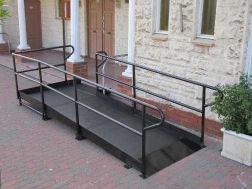 Перила,Поручні,Стелажи,Пандуси,Баки,Сходи в басейн,Відбійники,Козирки