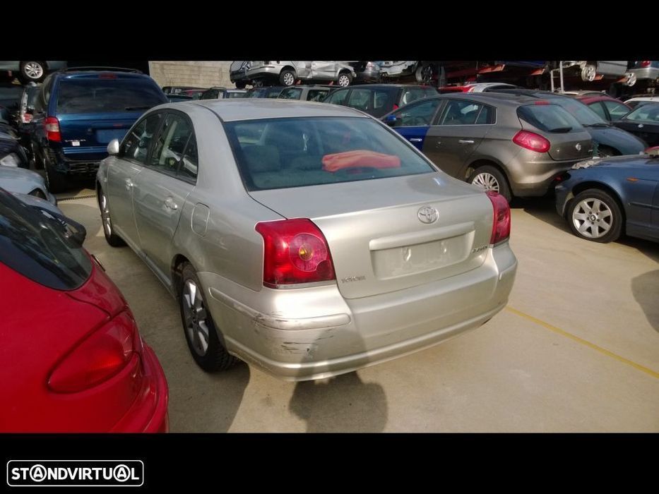 Toyota Avensis 2006 para peças