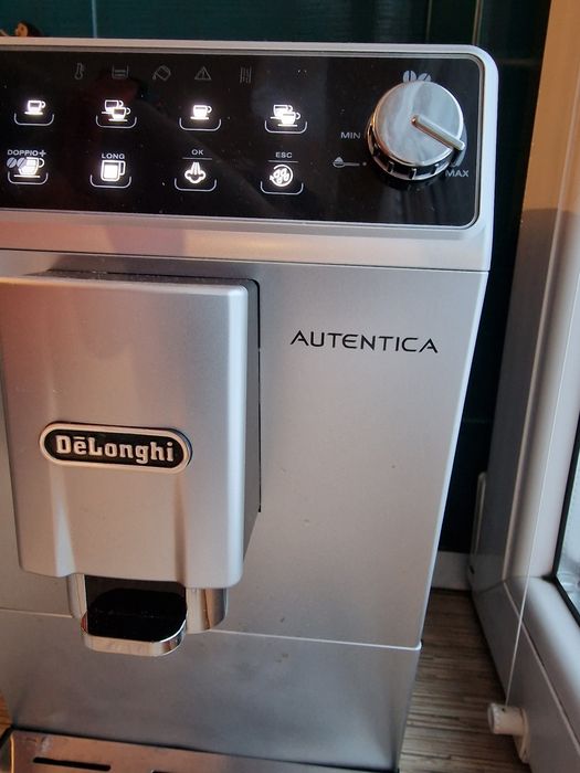 Ekspres DeLonghi AUTENTICA