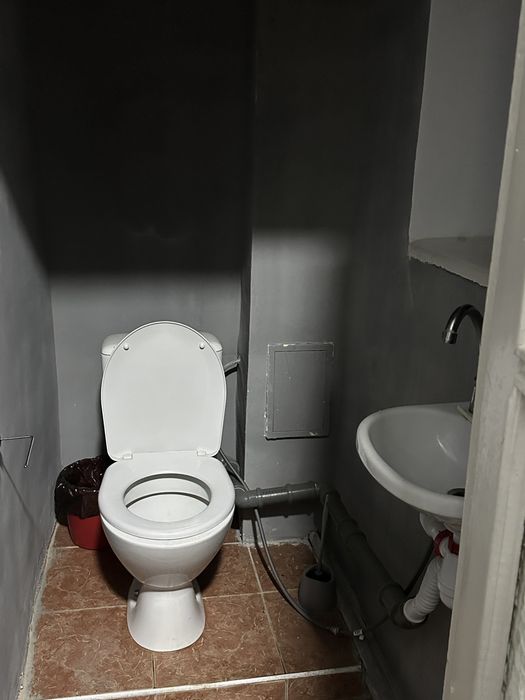 Кімната довгостроково, квартира, готель