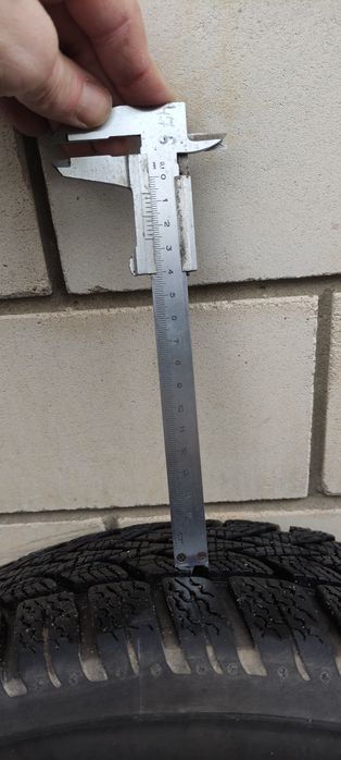 Резина  Dunlop 195*65 r15