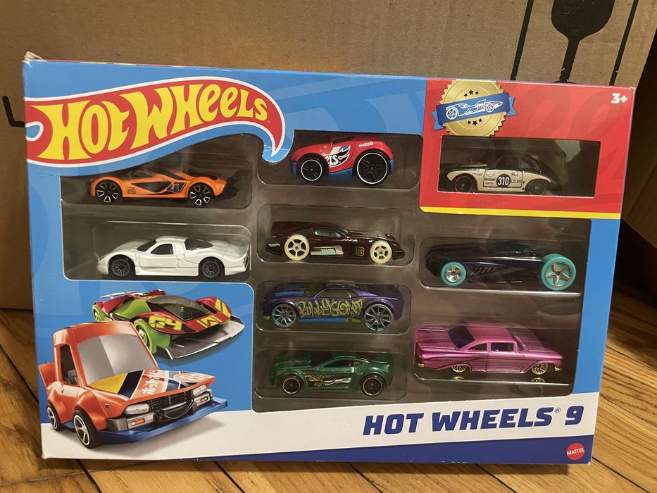 Hot Wheels набір 9 машинок. ОРИГІНАЛ