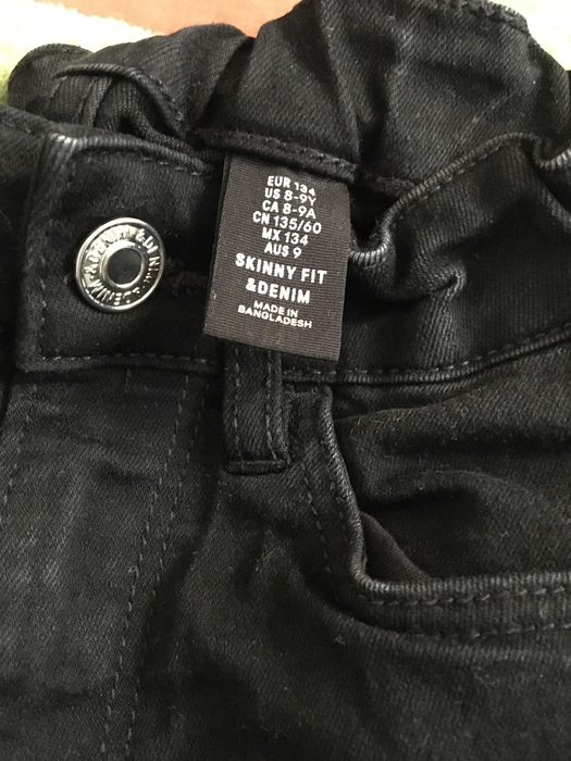 czarne jeansy h&m dla dziewczynki 134 cm