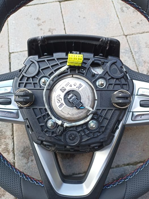 Руль BMW G30 M строчка