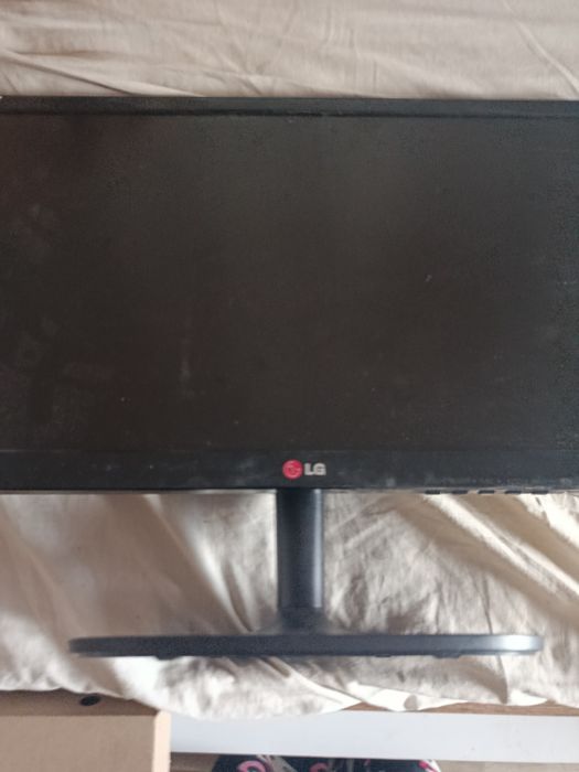 Монитор LG 21.5" 60грц