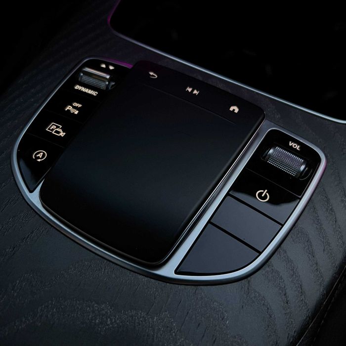Продам автомобіль Mercedes Benz E Class E350 w213 2021 року
