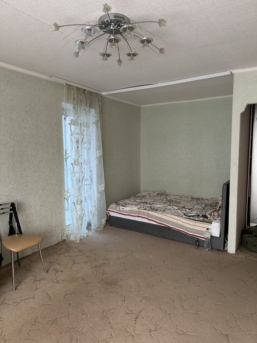 Продам 1 комнатную чешку в центре города район Сильпо!